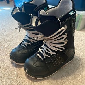 Women’s Burton Casa Snowboarding Boots